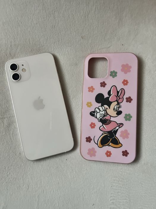 Mam na sprzedaż iphone 12 64 GB w stanie idelanym .
