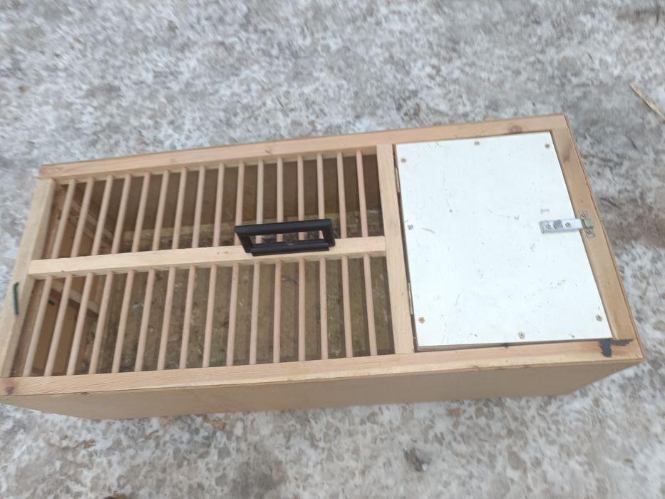 Sprzedam klatki 2  sztuki do ptaków MOŻLIWOŚĆ WYSYŁKI