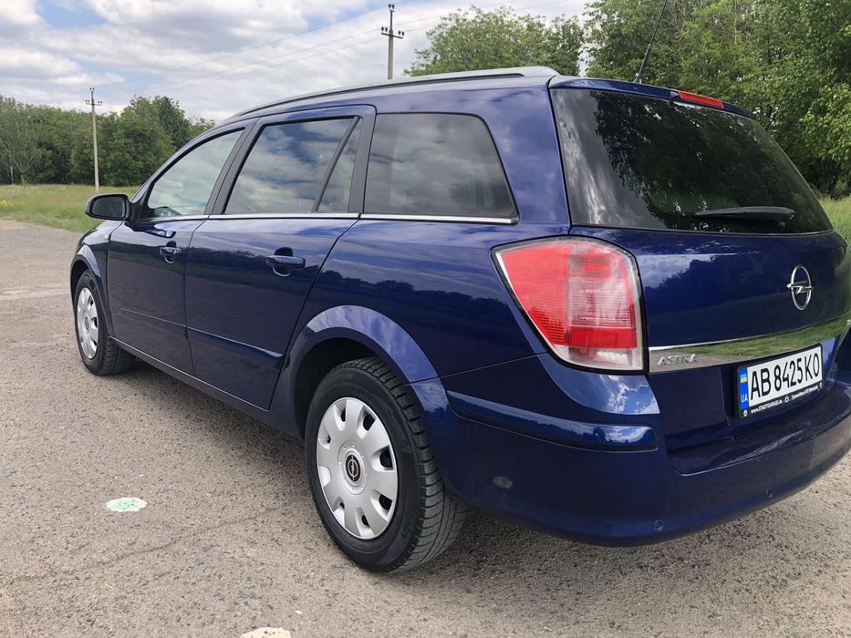 Opel Astra H  2005 рік