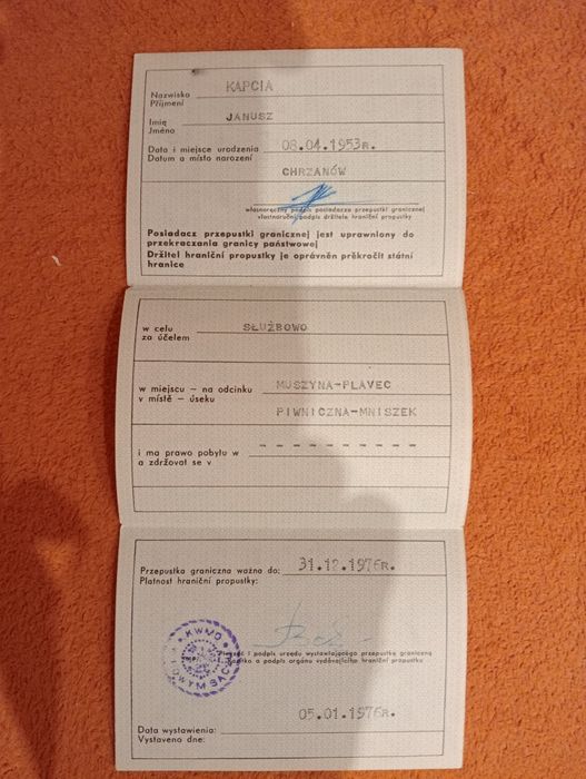 Graniczna przepustka kontrolera paszportowego WOP PRL-CSSR 1976-80 rok