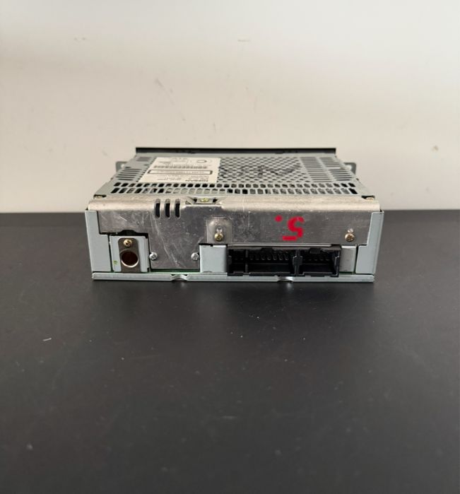 Radioodtwarzacz CD Nissan CY690 X-Trail T30, Terrano 2, Maxity