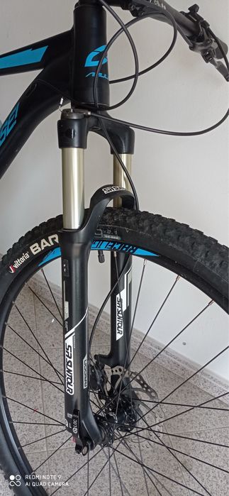 Bicicleta BTT  de marca espanhola em alumunio