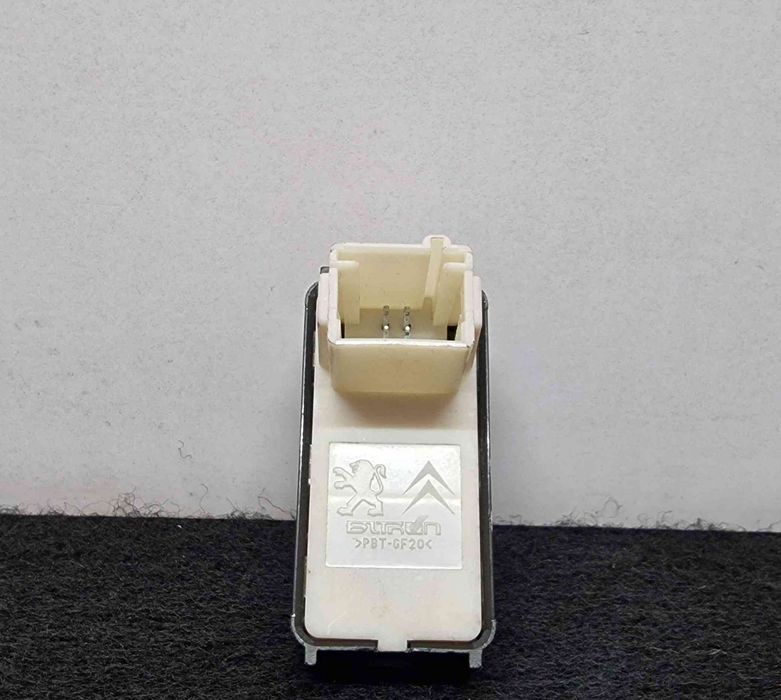 Comando / Botão / Interruptor Vidros Frente Direito 98044803ZD - PEUGEOT 3008 II SUV