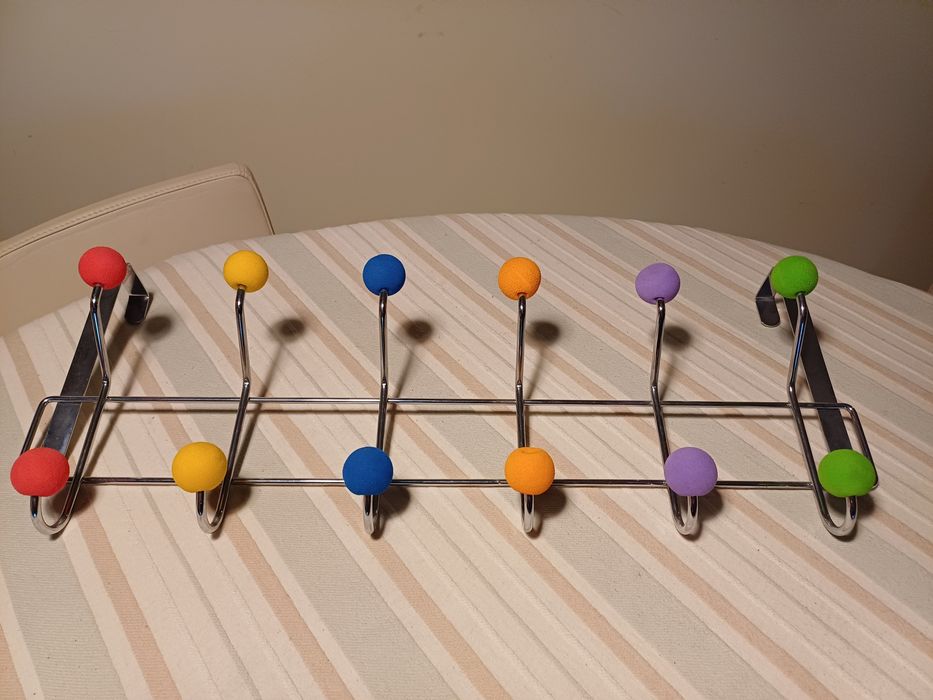 1 cabide de metal para porta
