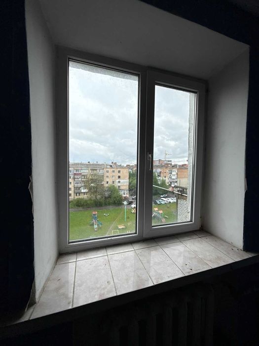 42900 Підходить під ваучер простора  3х кімнатна квартира 65м2, Старокостянтинів