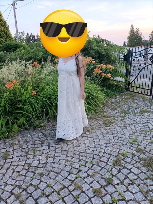 Sukienka biel złamana haft