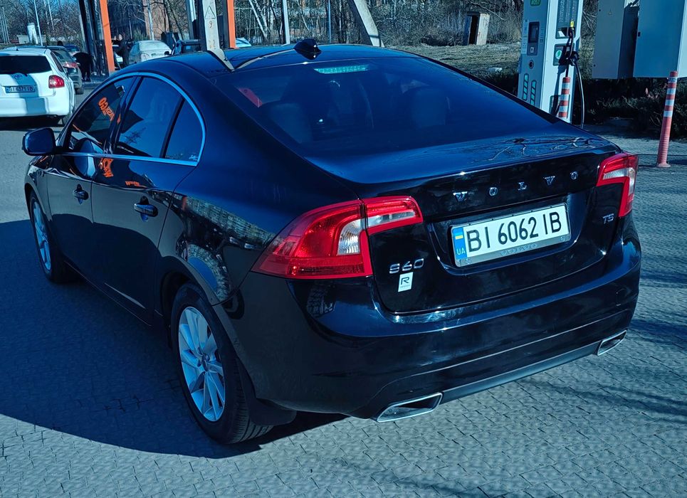 Volvo S60  ГБО AISIN  газ 100 км пробігу  перед максимальна