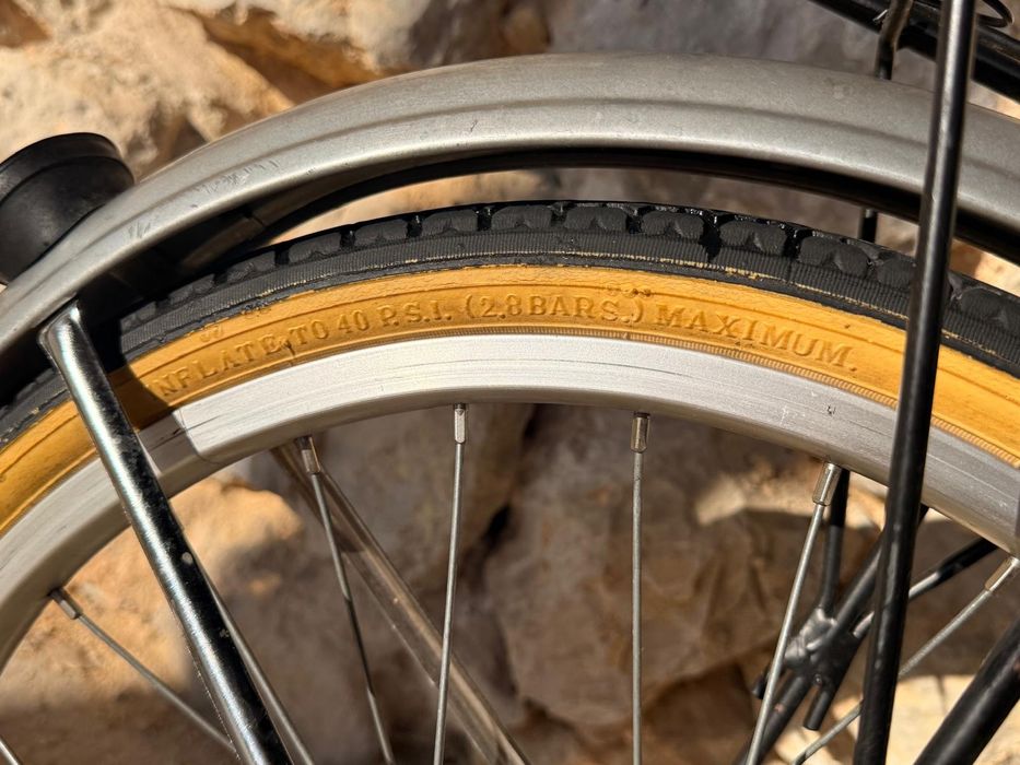 Bicicleta Touring 50 20" – Excelente Estado – Com Porta-Bagagens e Guarda-lamas