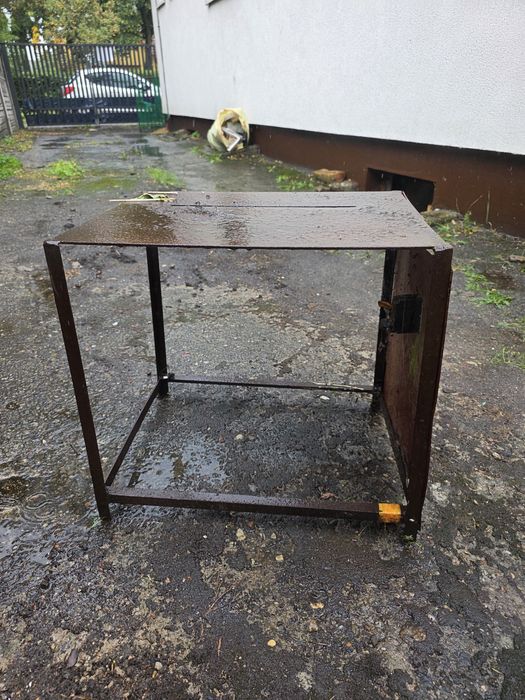 Stolik po pile tarczowej