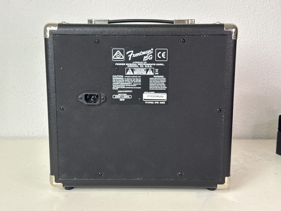 Amplificador /combo Fender Frontman 15G