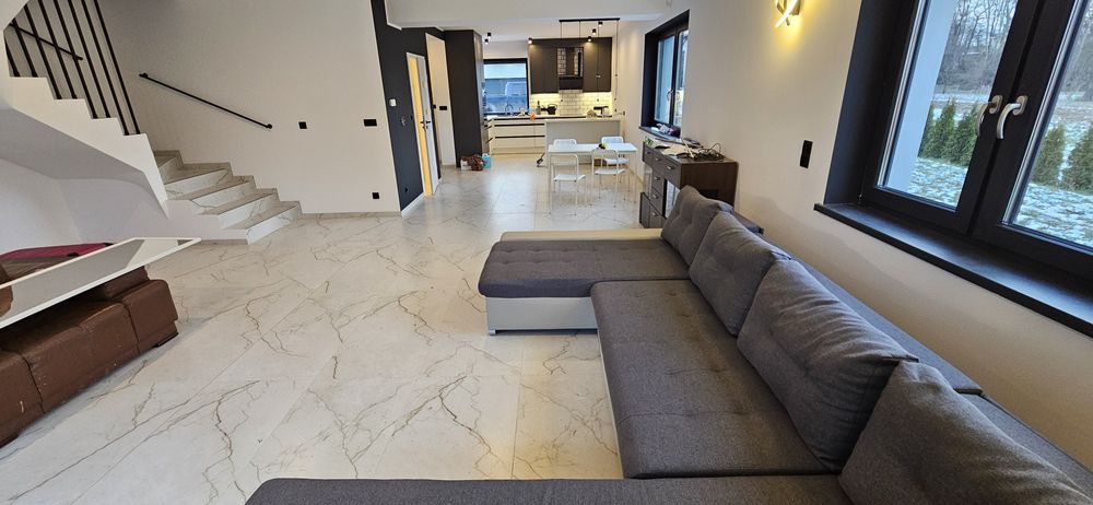 Wynajem dom w Zesławicach