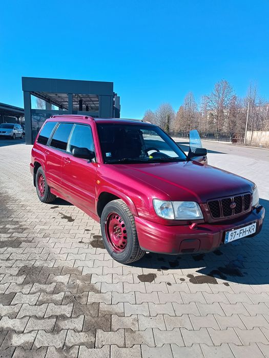 SUBARU Forester SF5