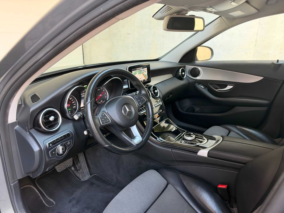 Mercedes-Benz C 350 e T 7G-TRONIC Avantgarde - Desde 173€/mês