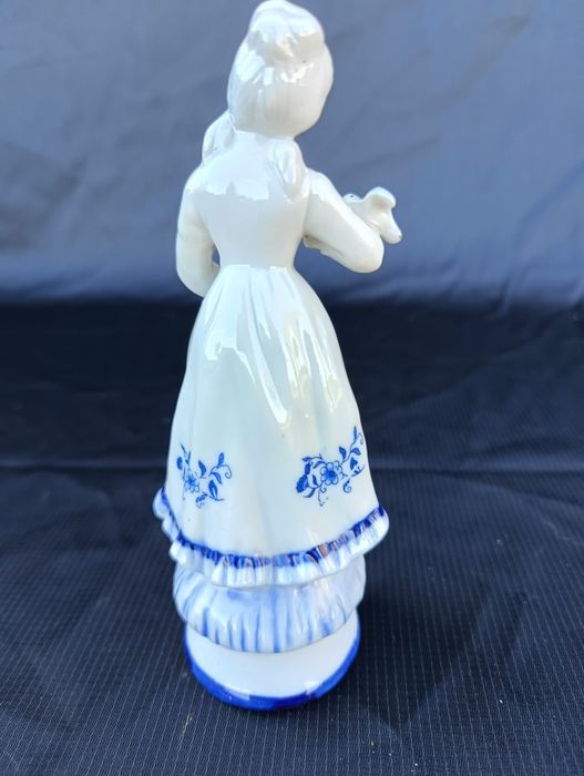 Ceramiczna figurka