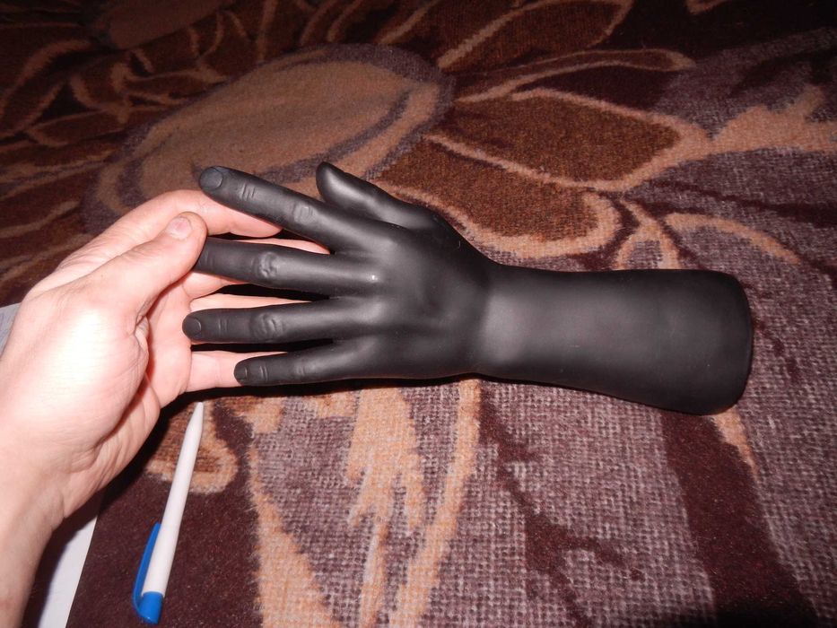 Wyprzedaż->ekspozytor ręka na zegarki ,pierścionki dekoracja mody