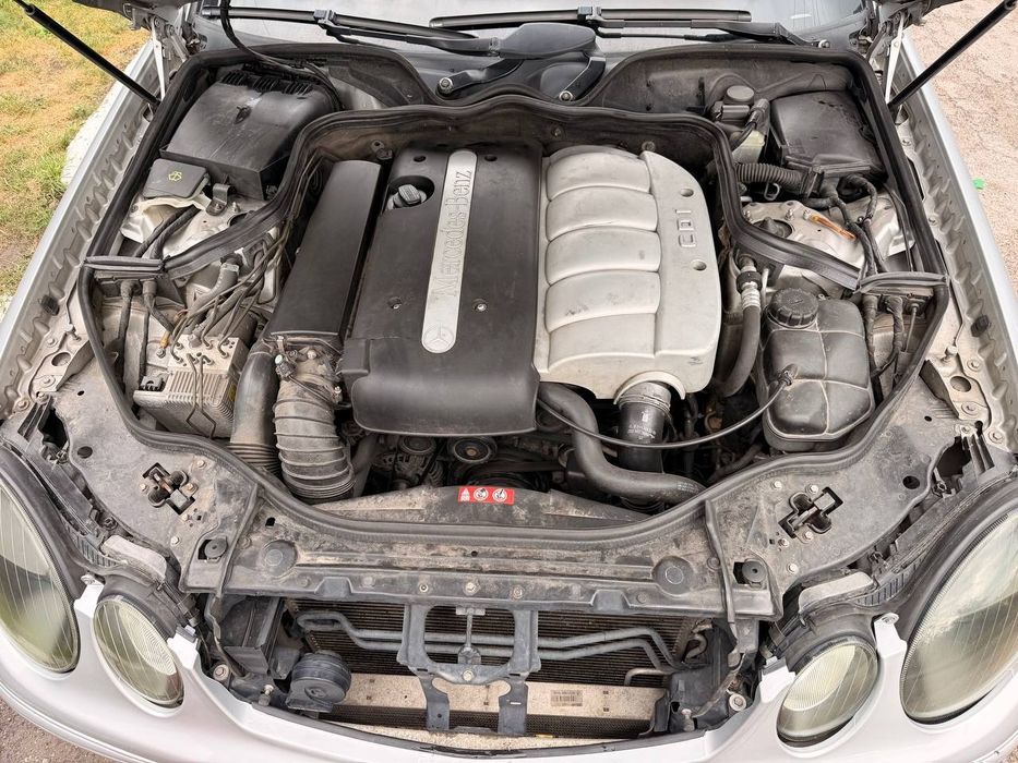 Продам мерседес E211