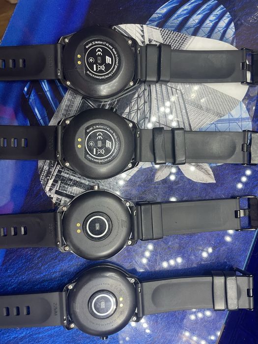 Лот смарт-годинник