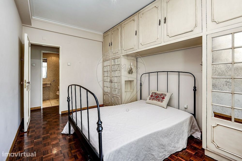Apartamento T4 para arrendamento