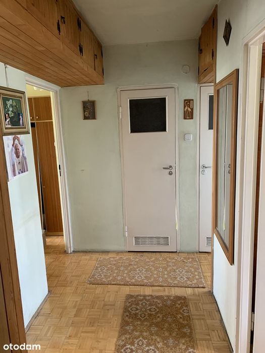 Sprzedam 4-pokojowe mieszkanie - 57,90 m2, Radomsko