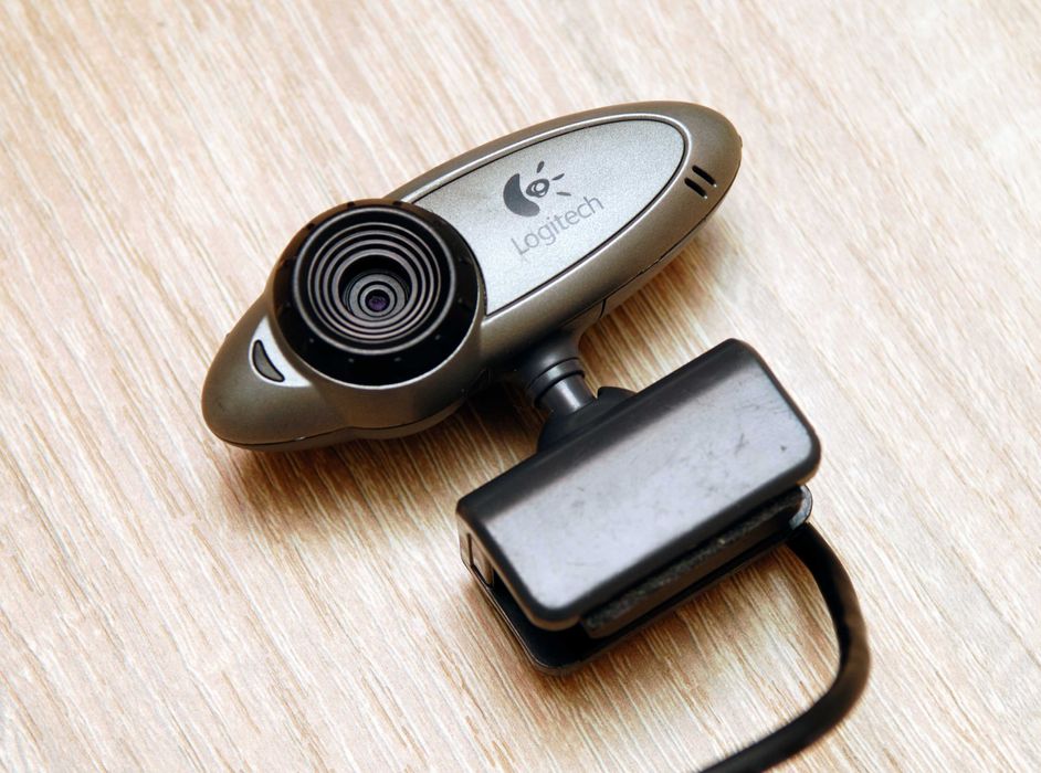 Веб-камера (Logitech).