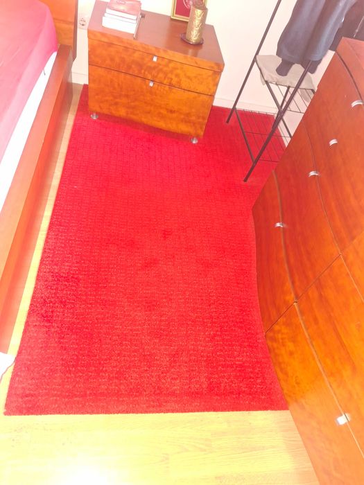 2 tapetes grandes vermelhos