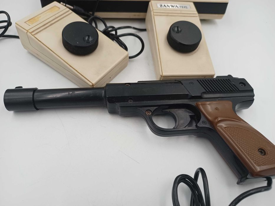 Gra telewizyjna konsola SANWA 9012