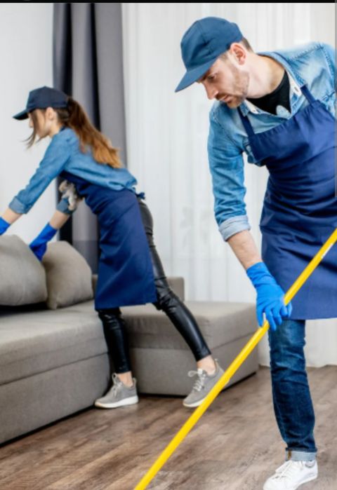 Trabalho na construção civil, serviço de gesso e pinturas casa prédios