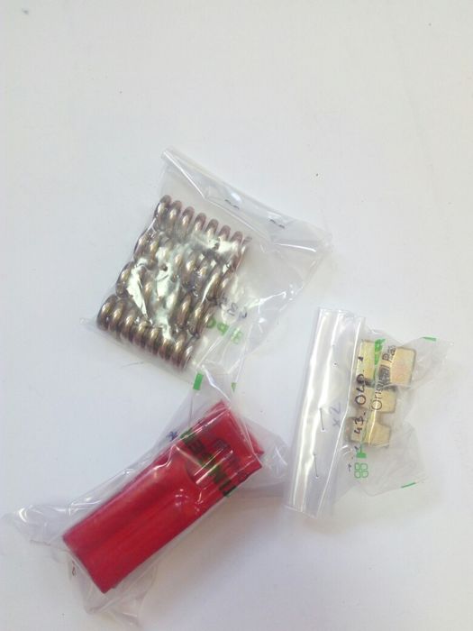 Mocowanie noża sprężyna dociskowa komplet jeden nóż