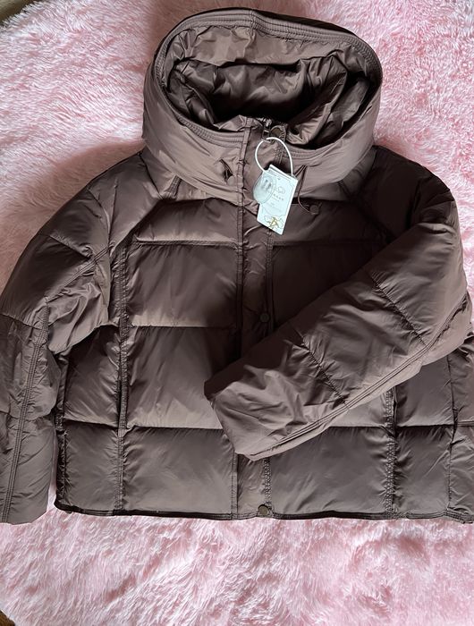 Пуховик пуфер жіночий