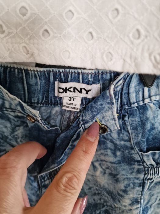 Komplet DKNY 98 104 spodenki bluzka koronka 3T USA jeans