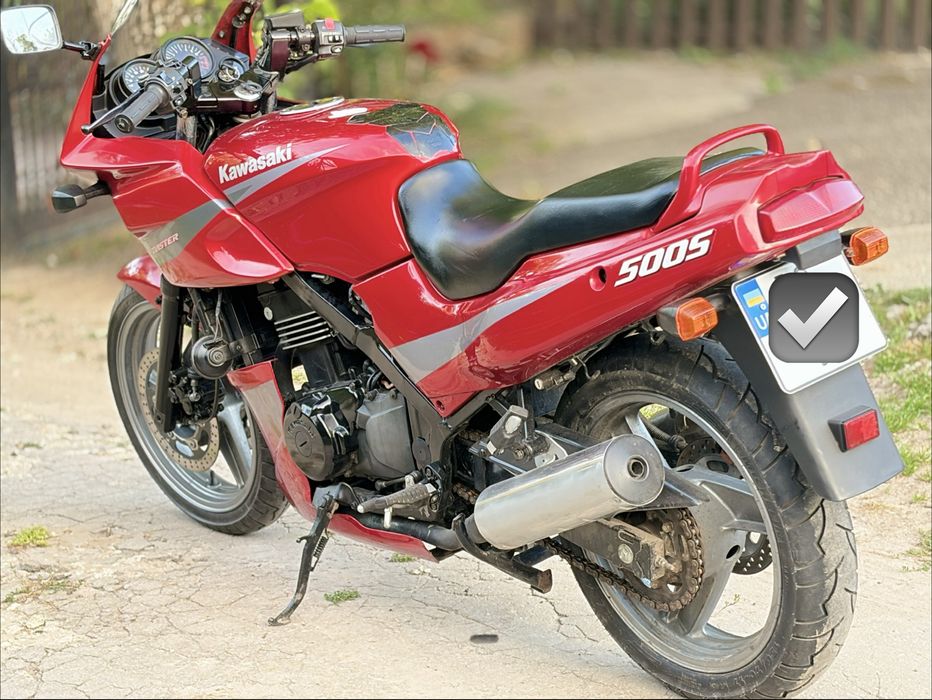 Kawasaki GPZ 500S