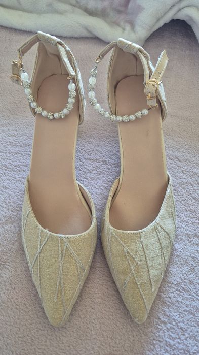 Sapatos elegantes tamanho 41 europeu