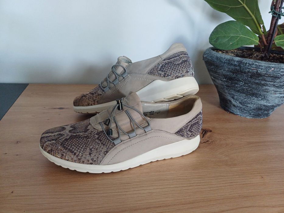 Buty Waldlaufer rozmiar 42 półbuty sneakersy H