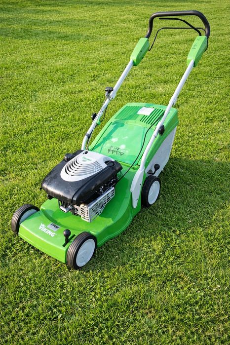 Kosiarka spalinowa Viking 448T