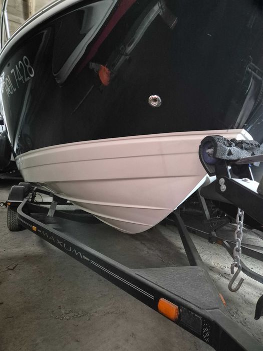 Maxum 2100 SC3 (2008) – Mercruiser 5.7 MPI V8 • 680 mth • Przyczepa