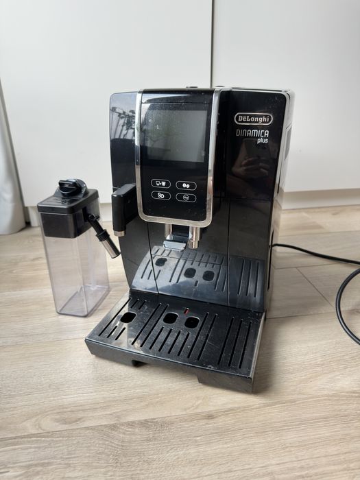 Ekspres do kawy DeLonghi Dinamica Plus ECAM – automatyczny