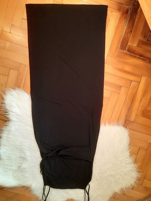 Długa sukienka wieczorowa