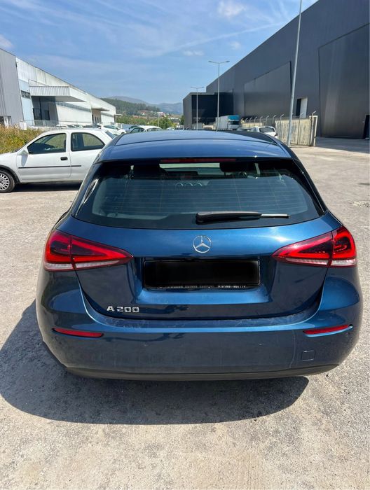 Mercedes-benz A200 2021