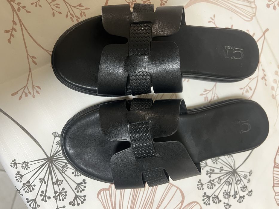 Продам женские шлепки