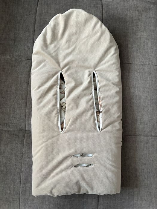 Otulacz do do fotelika samochodowego