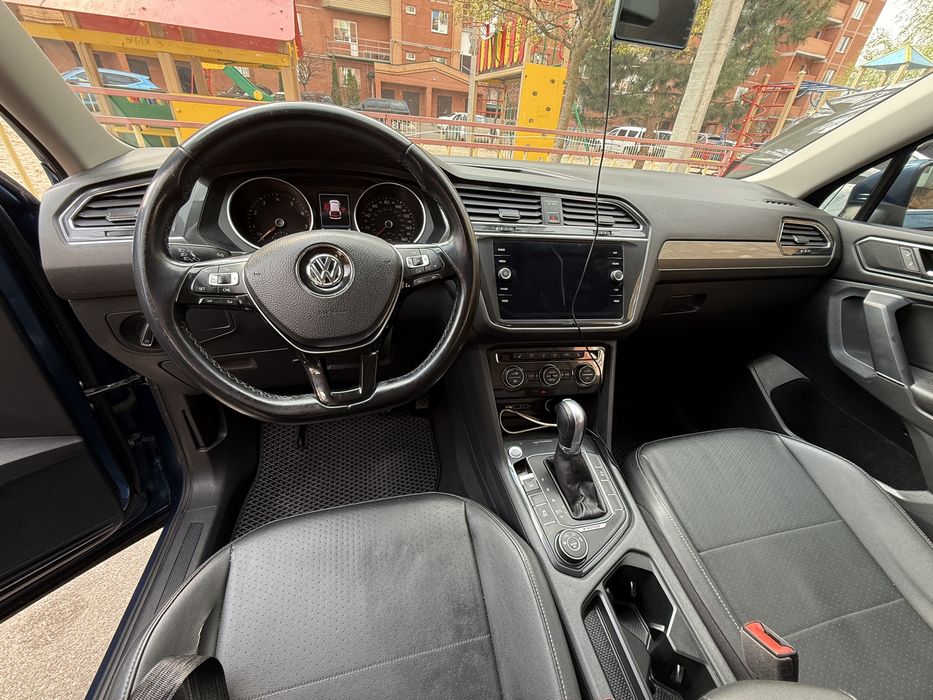 Продам Volkswagen Tiguan
