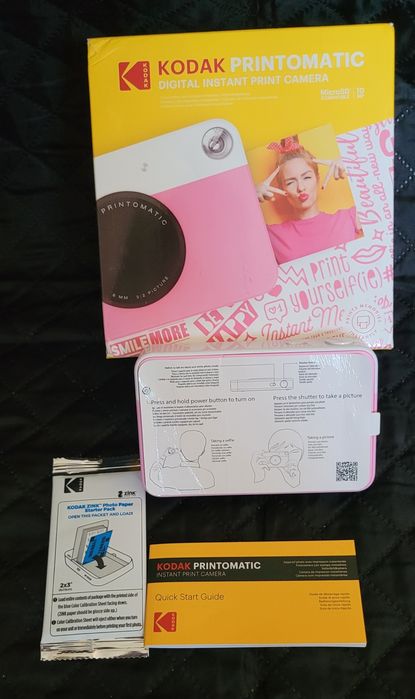 Máquina fotográfica KODAK. Nova. 50euros.