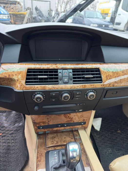 Na Części fotele kanapy bmw e61 n52b30 Kod lakieru 430 oxford grun 2