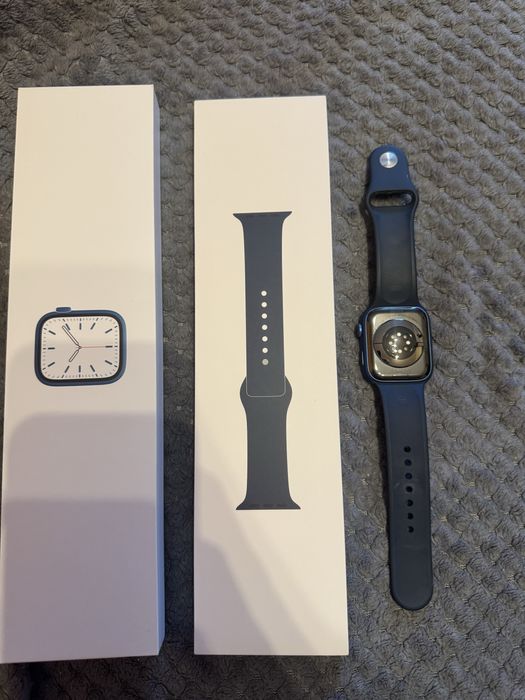 Apple Watch seria 7 45mm