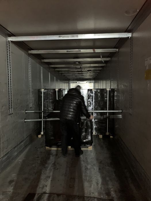 Металообробка: лазерний розкрій, гнуття, зварювання, фарбування.