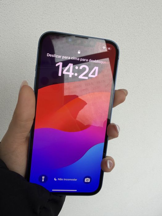 iPhone 13 128GB – Excelente Estado – Como Novo