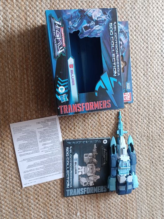 Transformers Legacy Velocitron Speedia 500 Blurr