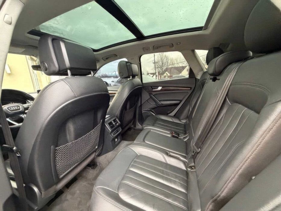 Audi Q5 quattro Prestige      2021