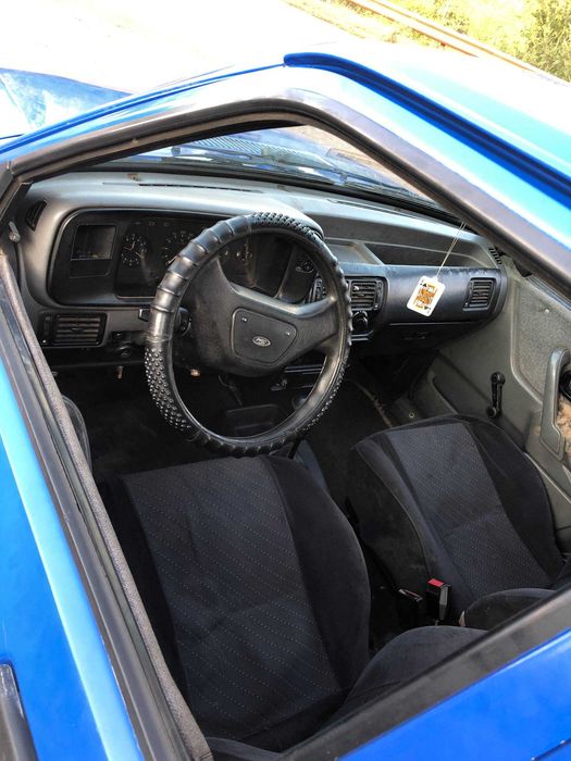 Форд ескорд 1986 1,3 Хетчбэк На ходу