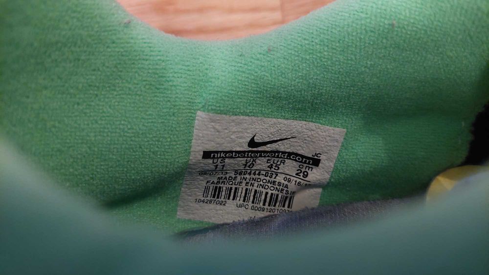 Botas de Futebol Nike NOVAS - Tamanho 45 PT (11 US)